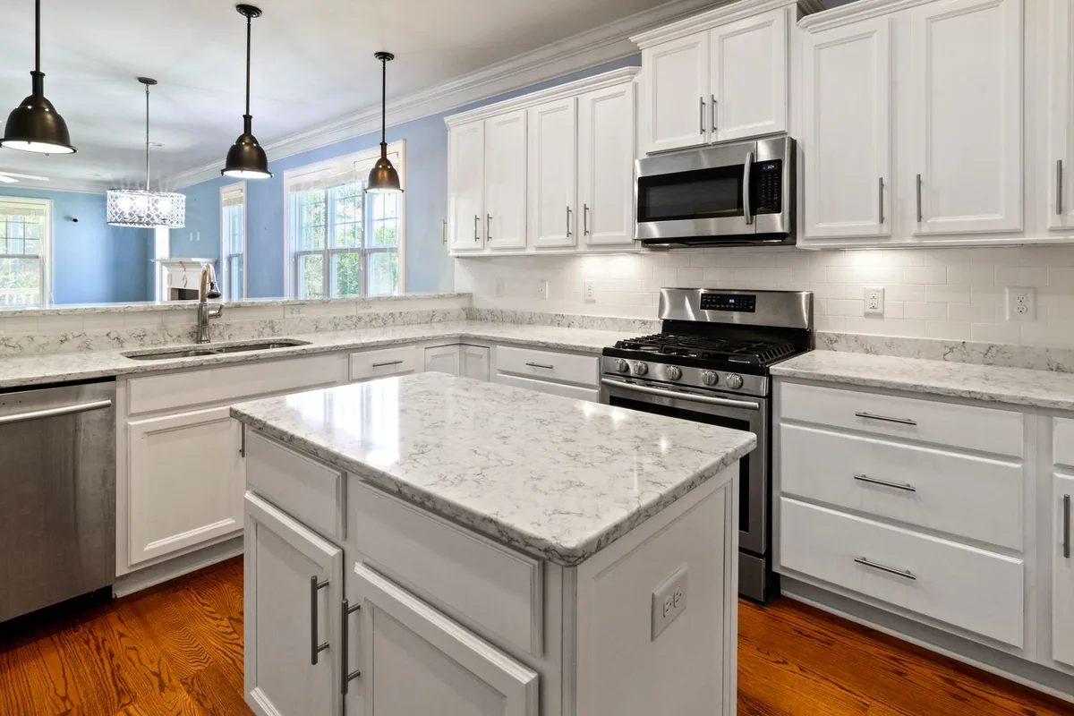 Filth & Squalor Cleanup in Putnam, CT